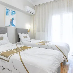 new-4-design-luxury-apt.hotels-of-thessaloniki.com/